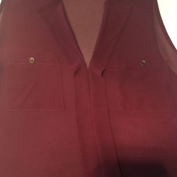 Small Maroon Tank - Picture 2 of 3